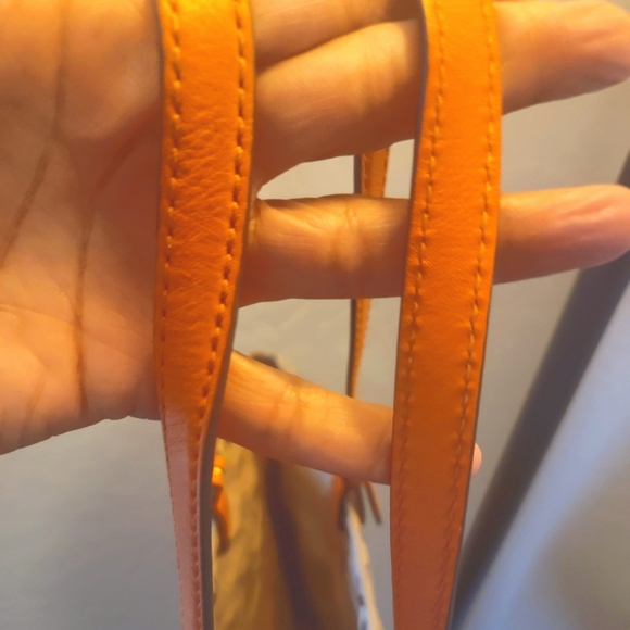 Pre-loved Micheal Kors Signature Tote with Orange leather straps. - Picture 2 of 15